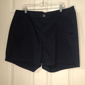Lane‎ Bryant navy blue chino 5 in inseam button shorts size 18
